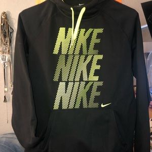 Women’s Nike sweatshirt